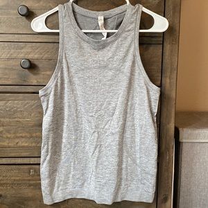 swiftly muscle tank
